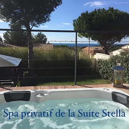 L'escale Cote Bleue And Guest house *
